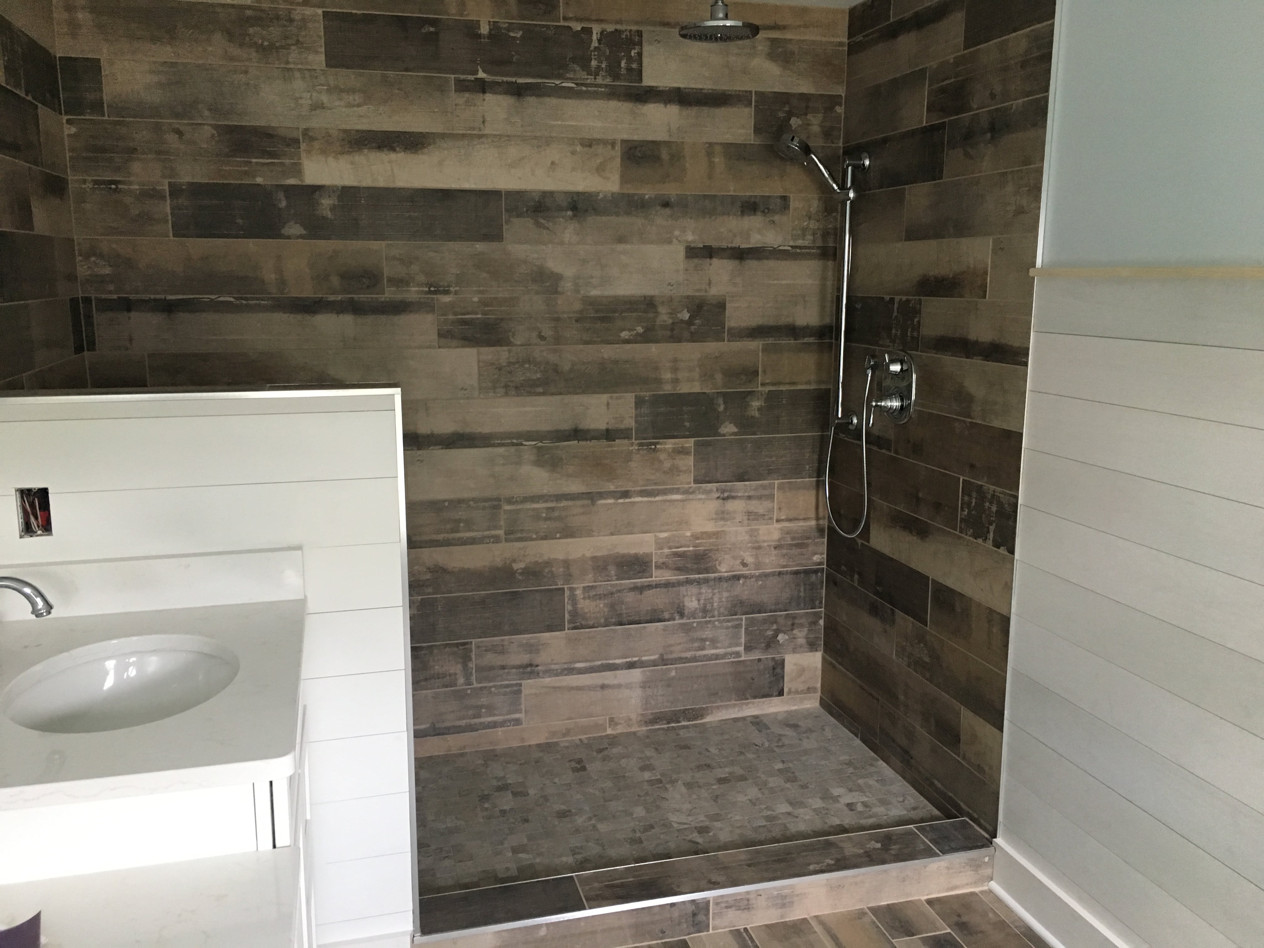 Bathroom Wall Tile Floors - Sandusky, Catawba Island, Vermilion, Huron, Kelley's Island, Port Clinton, Lakeside Marblehead